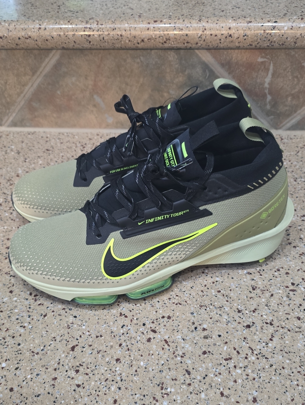 Nike Men’s Infinity Tour 2 Gore Tex Golf  in Olive and Black with Neon Accent